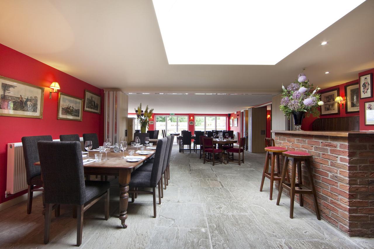 The Carpenters Arms Hotel Felixkirk ภายนอก รูปภาพ