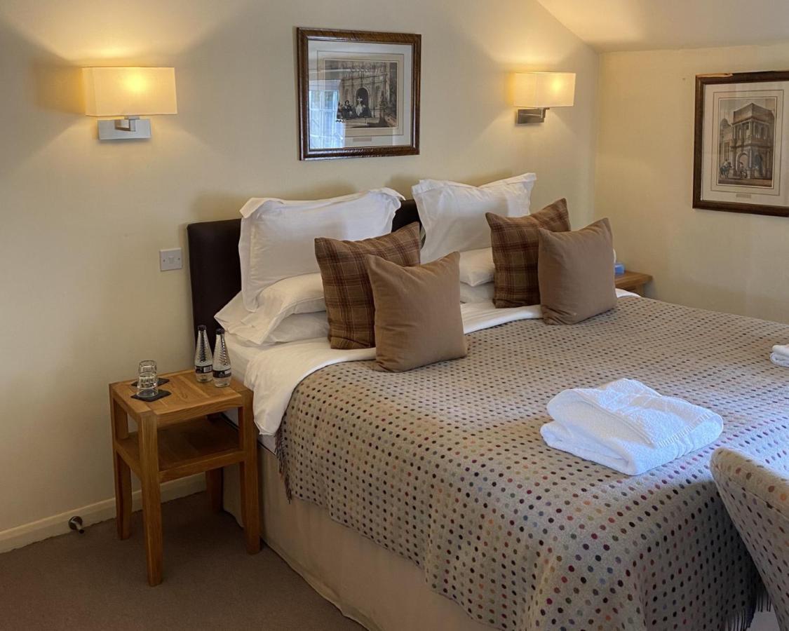 The Carpenters Arms Hotel Felixkirk ภายนอก รูปภาพ